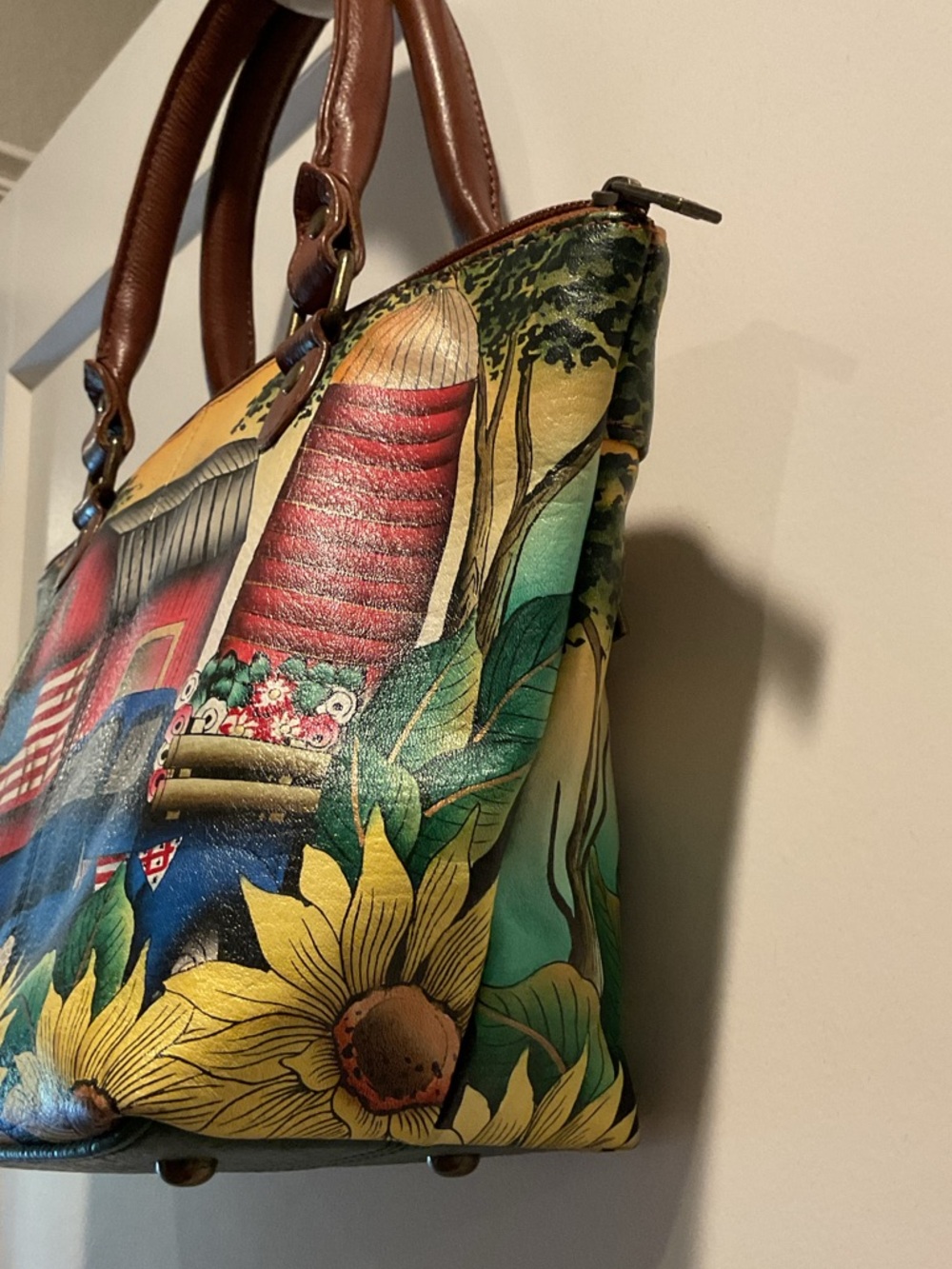 ANUSCHKA Blue Truck Barn Hand-Painted Leather Purse Handbag - Picture 6 of 15